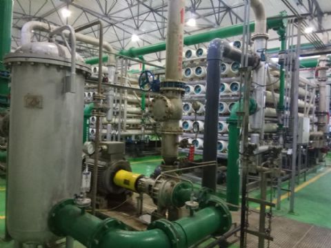 點擊查看詳細信息<br>標題：反滲透裝置 閱讀次數：3492